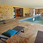 Le Petit Paradis 24 4*