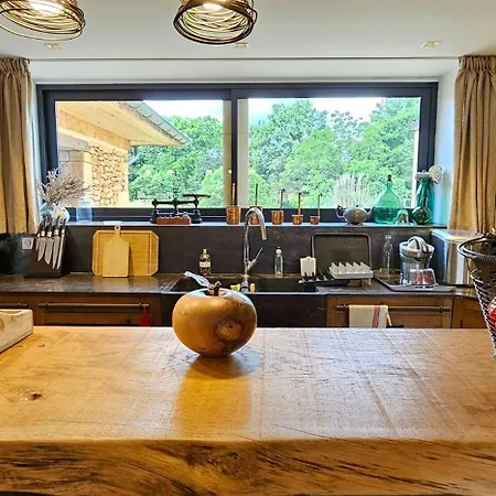 Le Petit Paradis 24 Couette-café