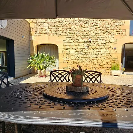 Le Petit Paradis 24 Couette-café Groléjac