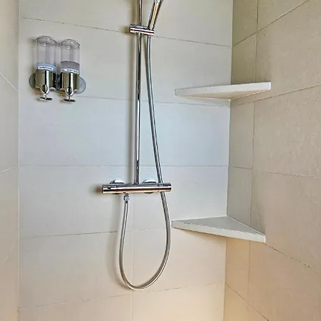 Le Petit Paradis 24 4*