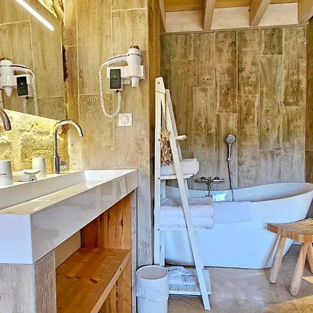 Le Petit Paradis 24 4* Groléjac