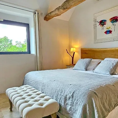 Le Petit Paradis 24 Bed & Breakfast Groléjac