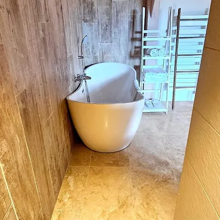 Le Petit Paradis 24 Couette-café