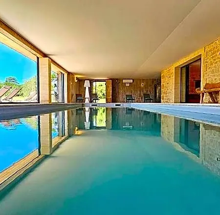Le Petit Paradis 24 Bed & Breakfast Groléjac