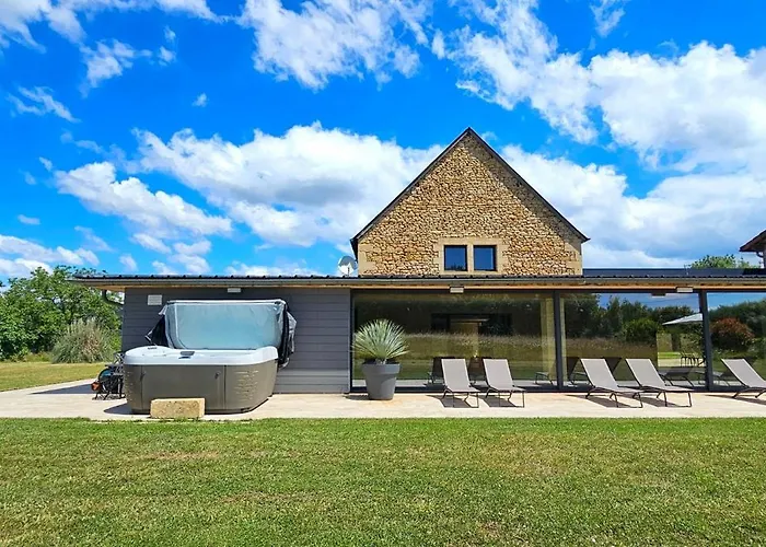 Le Petit Paradis 24 Bed and Breakfast