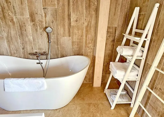 Le Petit Paradis 24 4* Groléjac