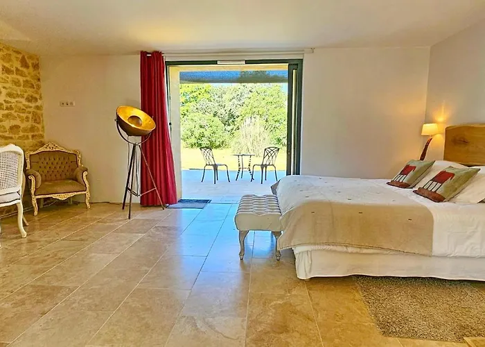 Bed and Breakfast Le Petit Paradis 24 4*